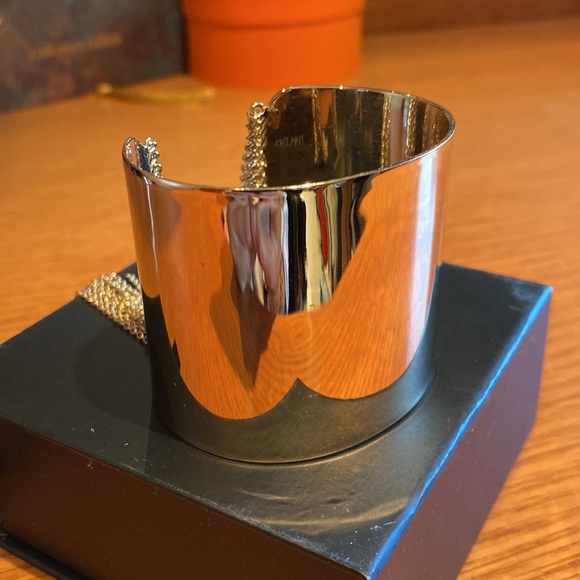 Gold tone fringe cuff - Picture 6 of 8